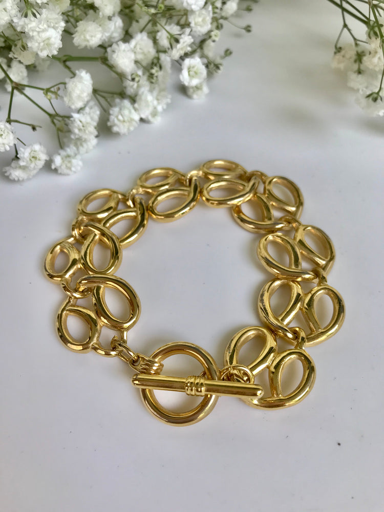 Golden Pretzels Bracelet